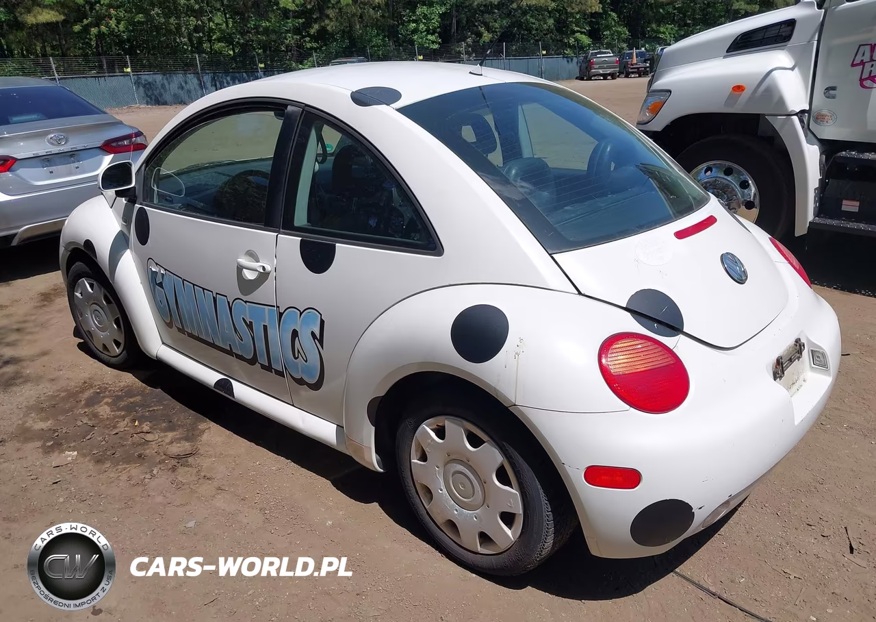 2000 Volkswagen New Beetle Gls VIN:3VWCC21C7YM402533 - 3