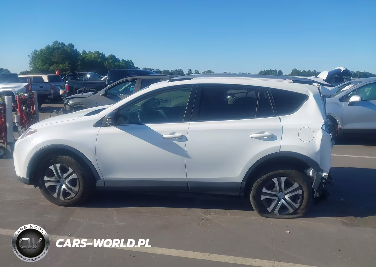 2016 Toyota Rav4 Le VIN:JTMBFREV0GJ075026 - 14