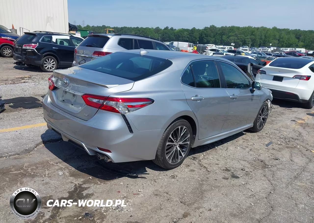 2019 Toyota Camry Se VIN:4T1B11HK7KU712370 - 4