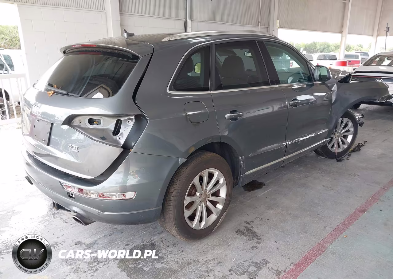 2015 Audi Q5 2.0T Premium VIN:WA1LFAFP9FA011226 - 4