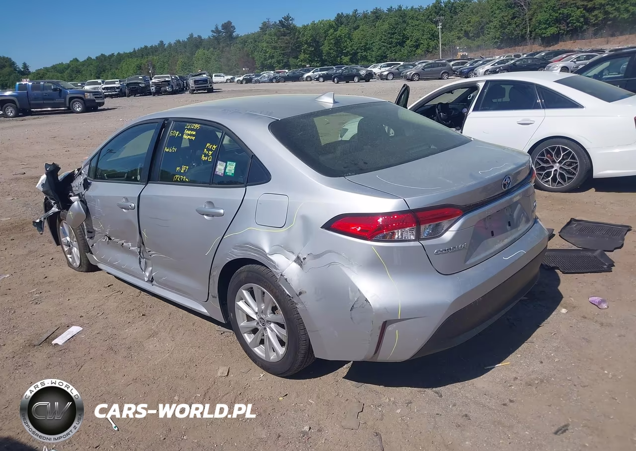 2024 Toyota Corolla Hybrid Le VIN:JTDBCMFE8RJ033877 - 3