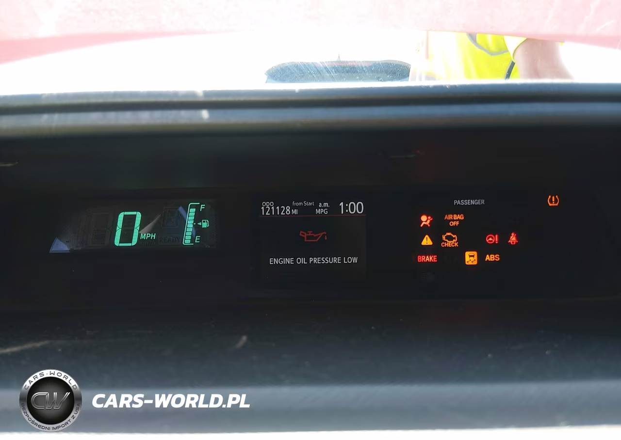 2013 Toyota Prius C Three VIN:JTDKDTB37D1051856 - 7