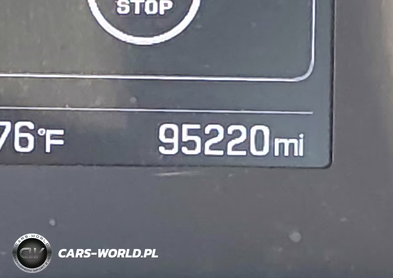 2018 Hyundai Elantra Value Edition VIN:5NPD84LFXJH347230 - 16