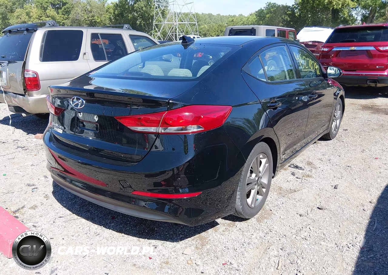2018 Hyundai Elantra Value Edition VIN:5NPD84LFXJH347230 - 4
