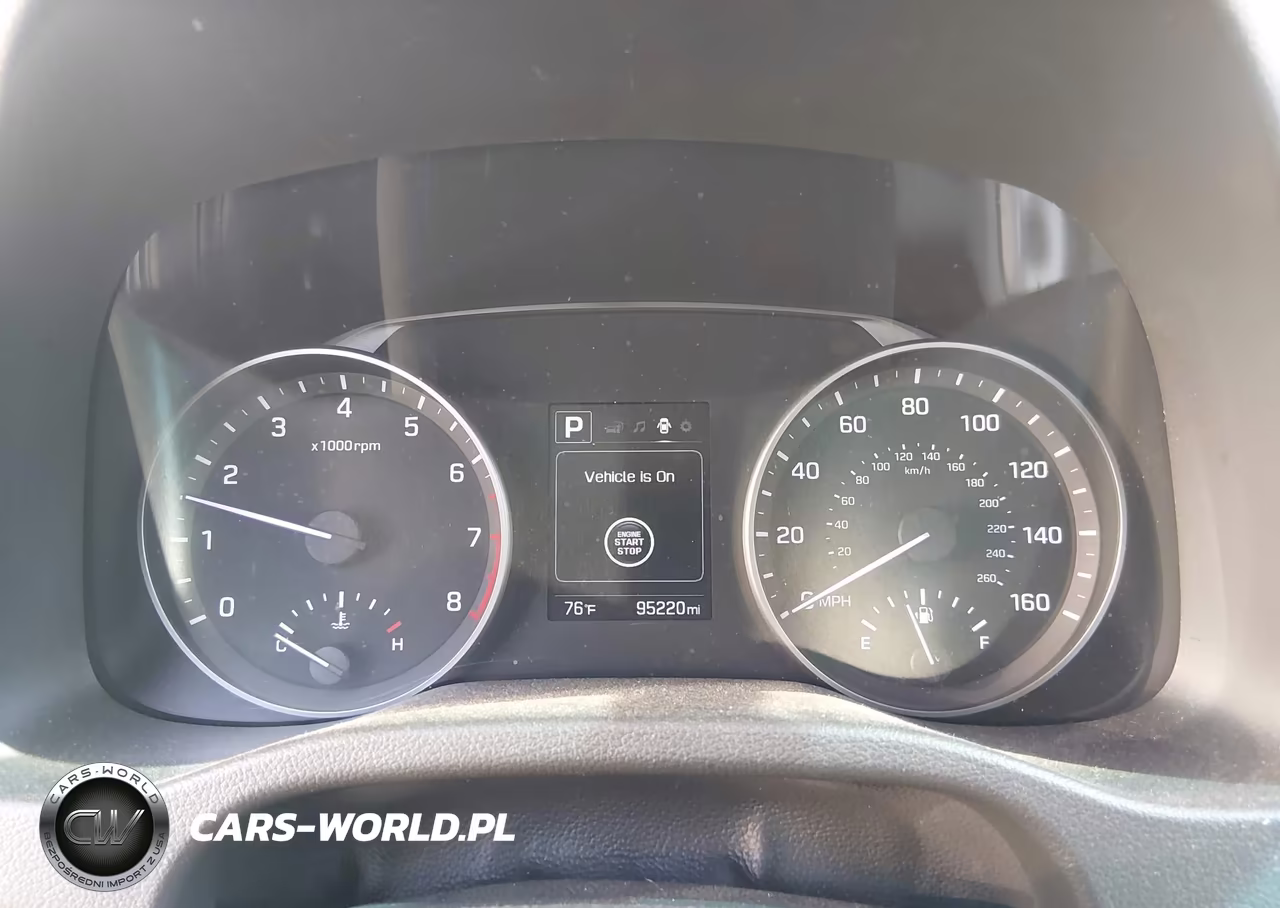 2018 Hyundai Elantra Value Edition VIN:5NPD84LFXJH347230 - 7