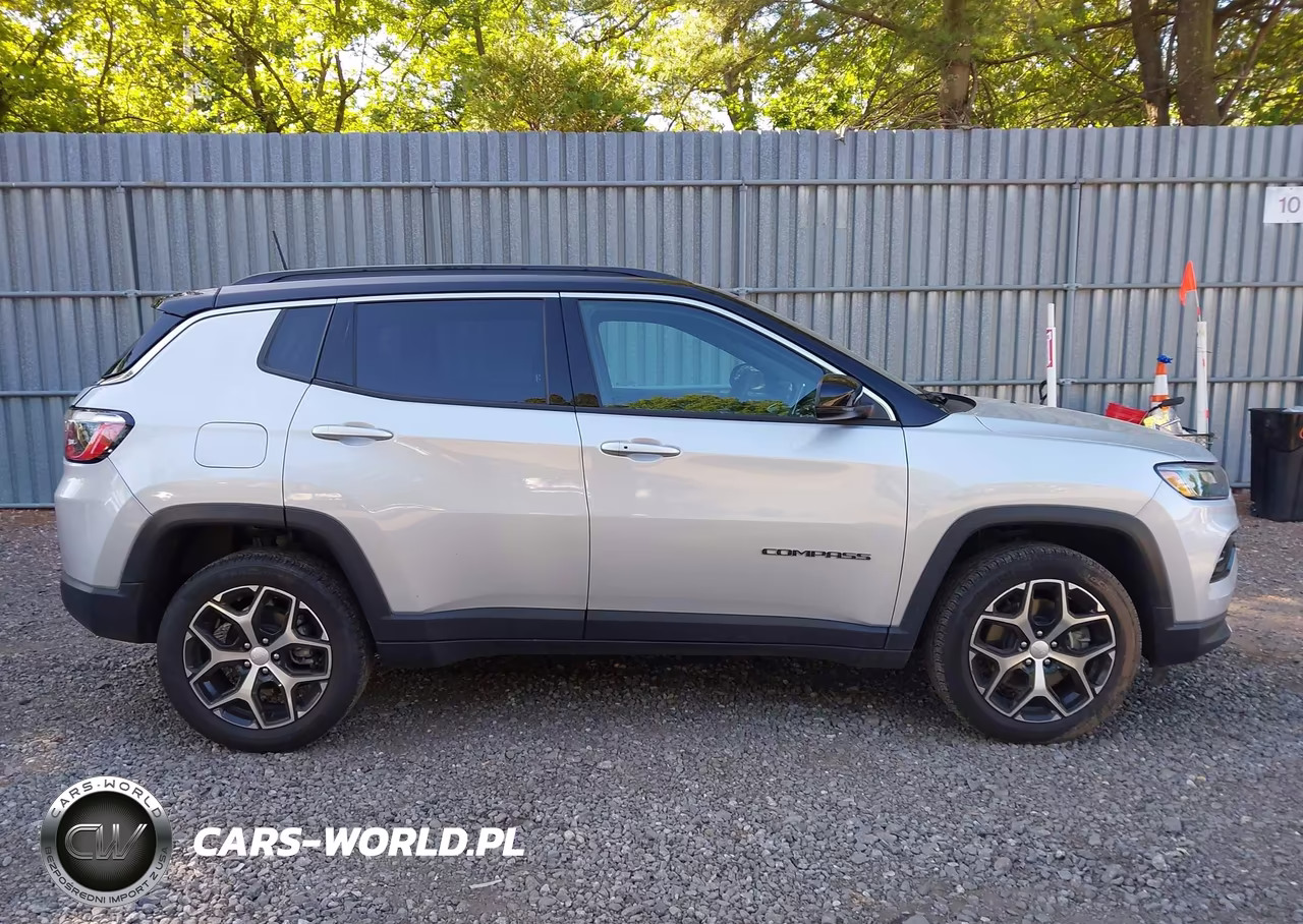 2024 Jeep Compass Limited 4X4 VIN:3C4NJDCN9RT125693 - 13