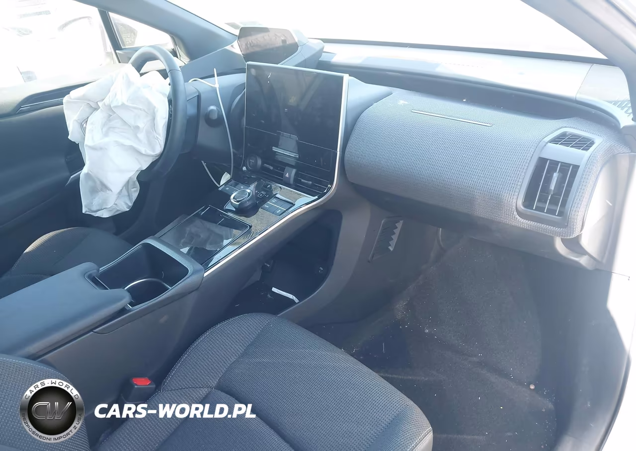 2025 Toyota Bz4X Xle VIN:JTMAAAAA8SA066646 - 5
