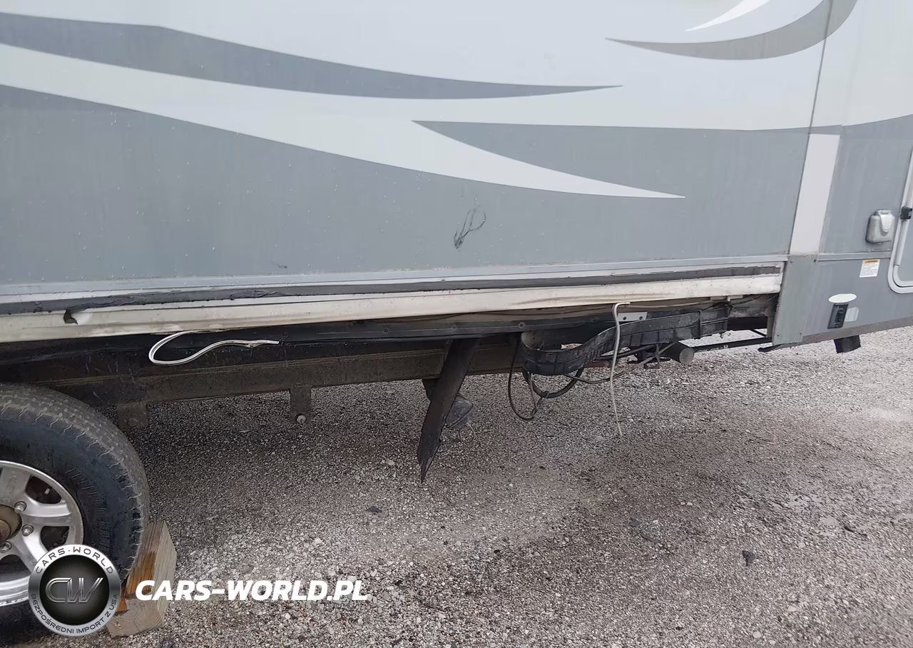 2015 Open Range Rv Light VIN:58TTX3621F2018776 - 16