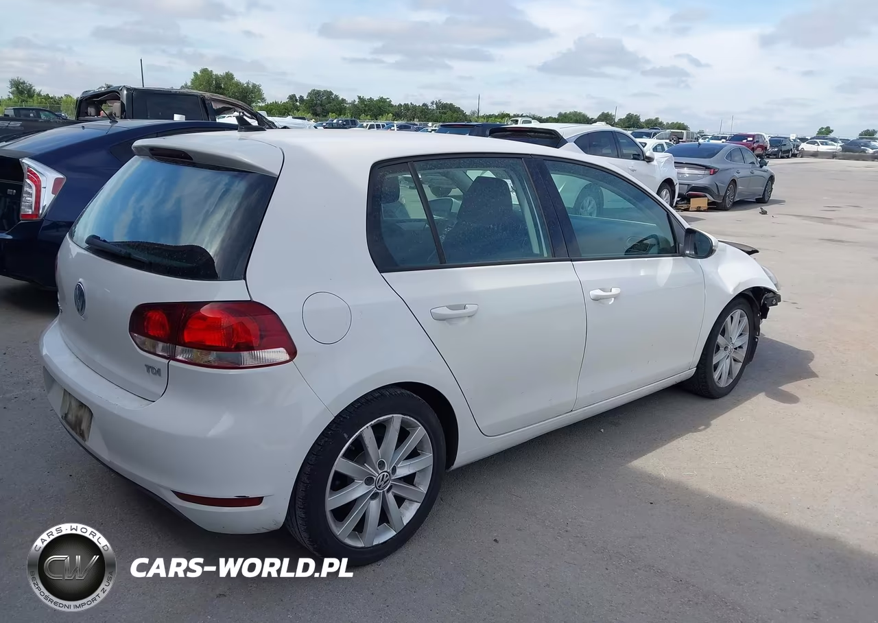 2011 Volkswagen Golf Tdi 4-Door VIN:WVWNM7AJ2BW011432 - 4