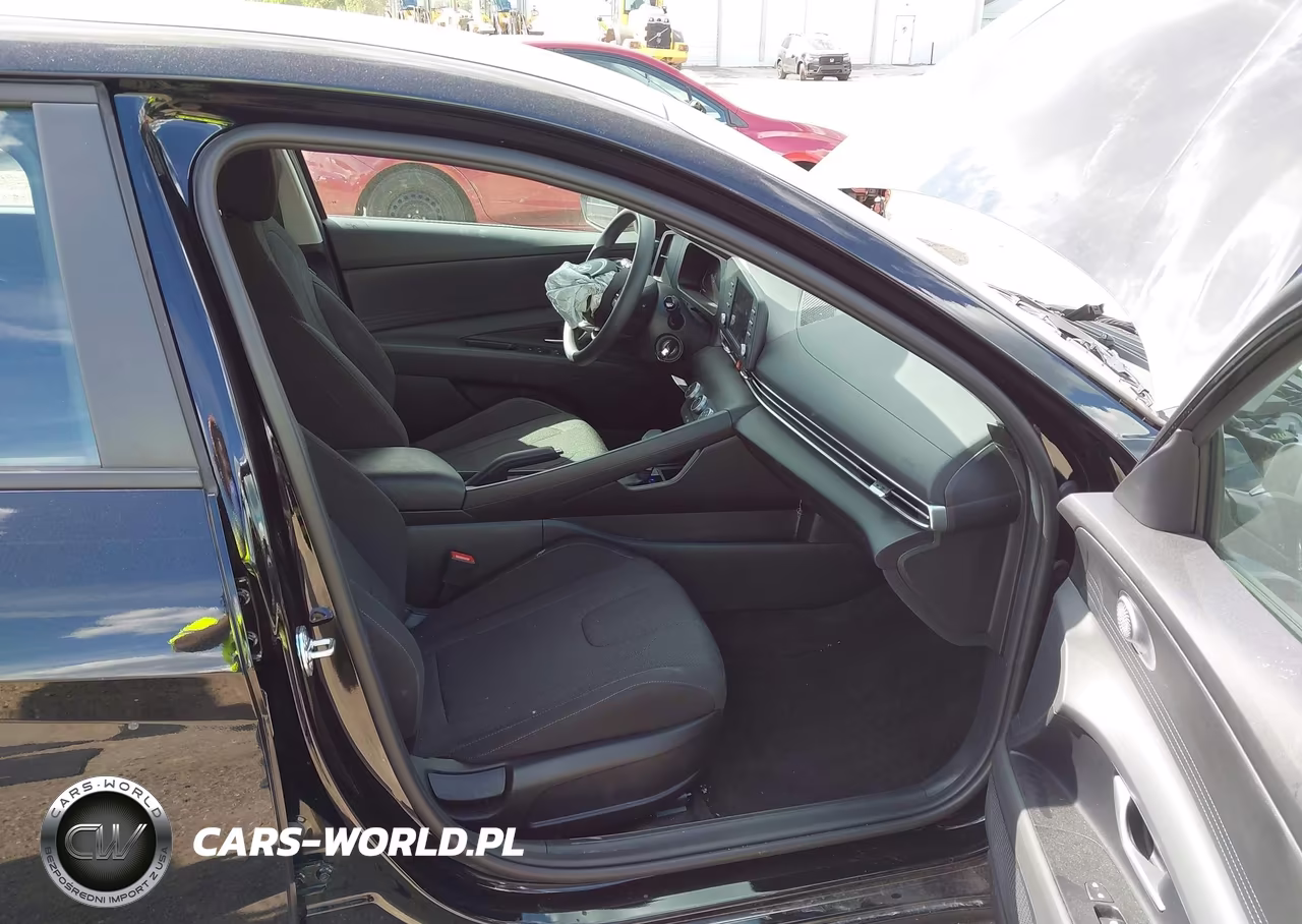 2025 Hyundai Elantra Se VIN:KMHLL4DG4SU040026 - 5
