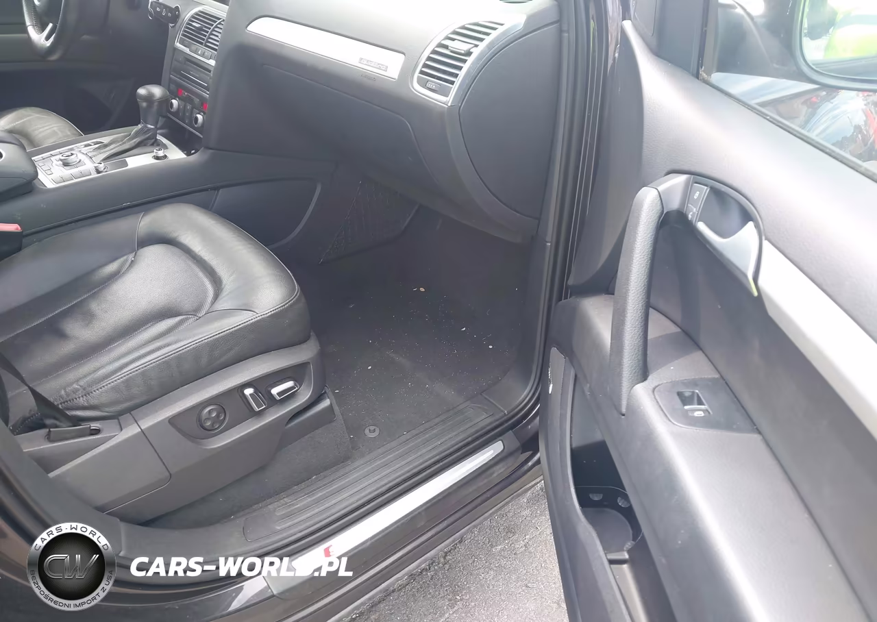 2014 Audi Q7 3.0T S Line Prestige VIN:WA1DGAFE0ED020605 - 5