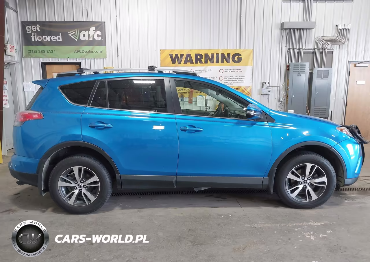2017 Toyota Rav4 Xle VIN:JTMRFREV9HD200684 - 13