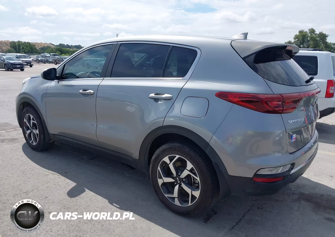2020 Kia Sportage Lx VIN:KNDPM3AC6L7840910 - 3