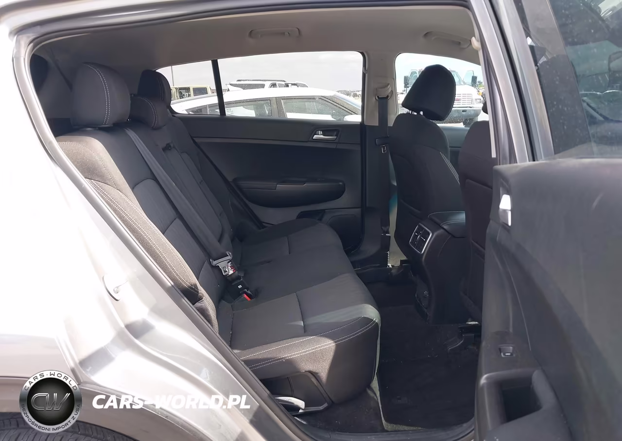 2020 Kia Sportage Lx VIN:KNDPM3AC6L7840910 - 8