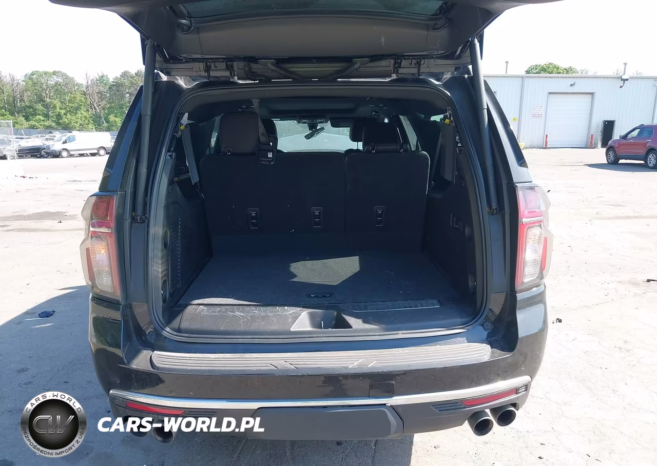 2021 Chevrolet Suburban 4Wd Premier VIN:1GNSKFKD1MR159110 - 17