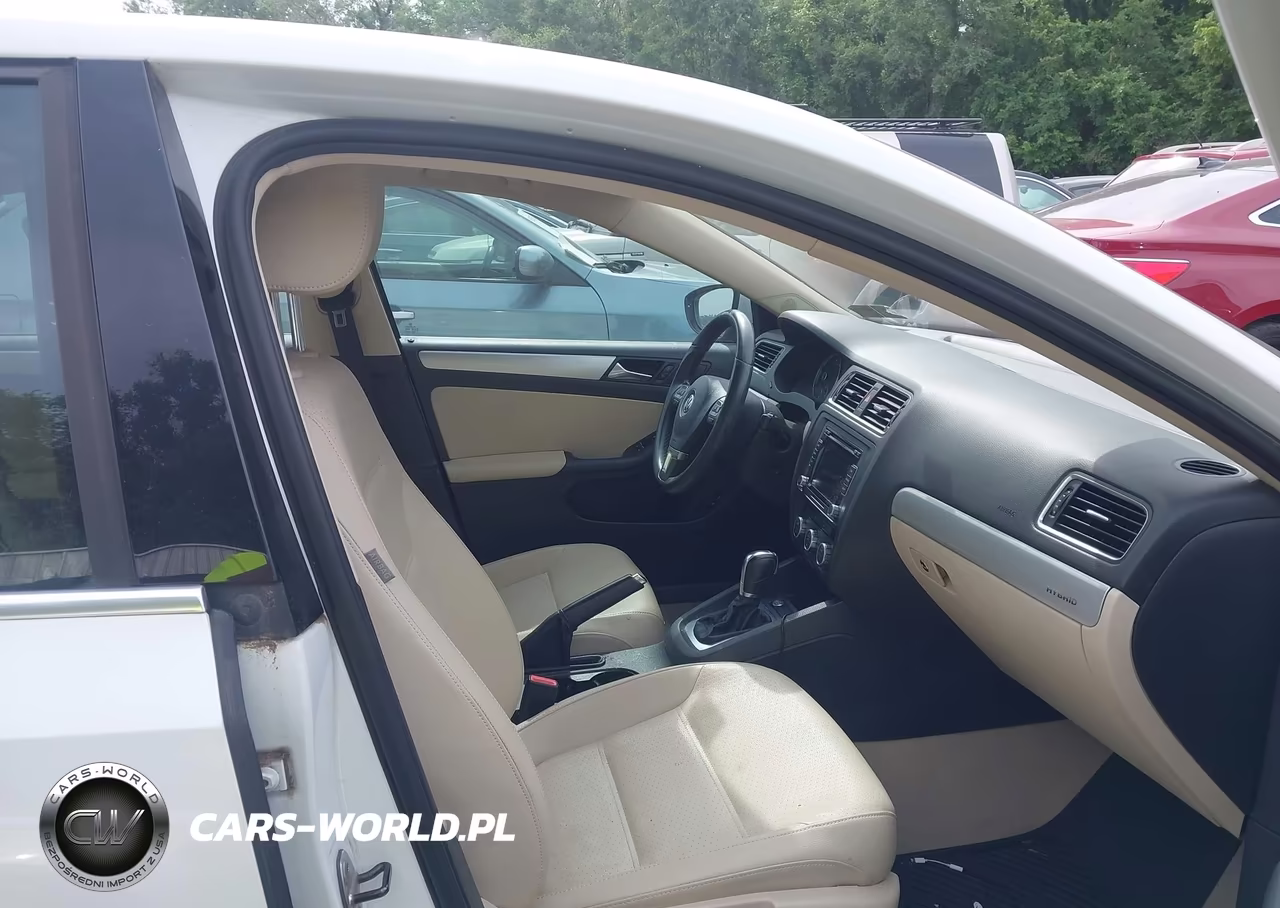 2013 Volkswagen Jetta Hybrid Se VIN:3VW637AJ9DM283905 - 5