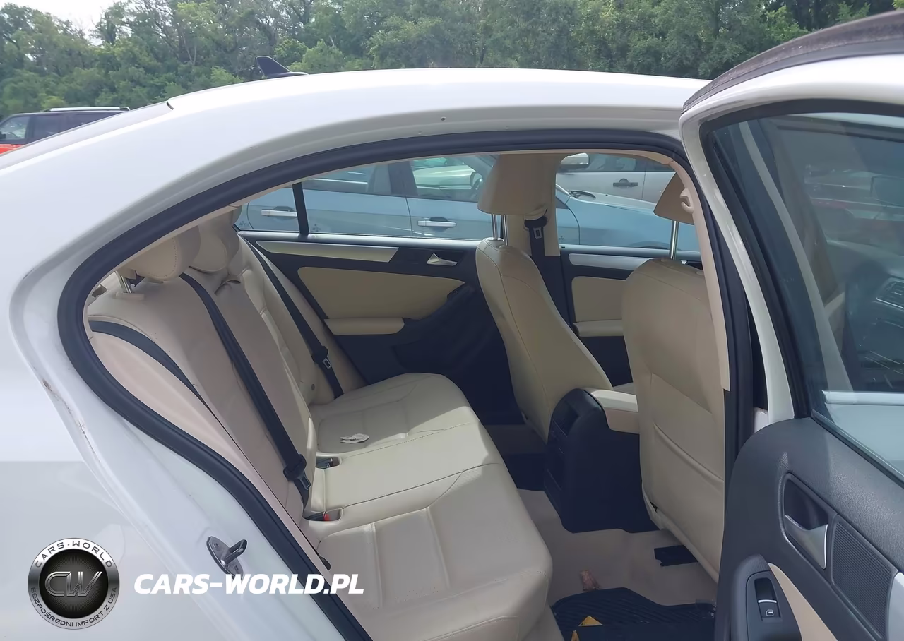 2013 Volkswagen Jetta Hybrid Se VIN:3VW637AJ9DM283905 - 8