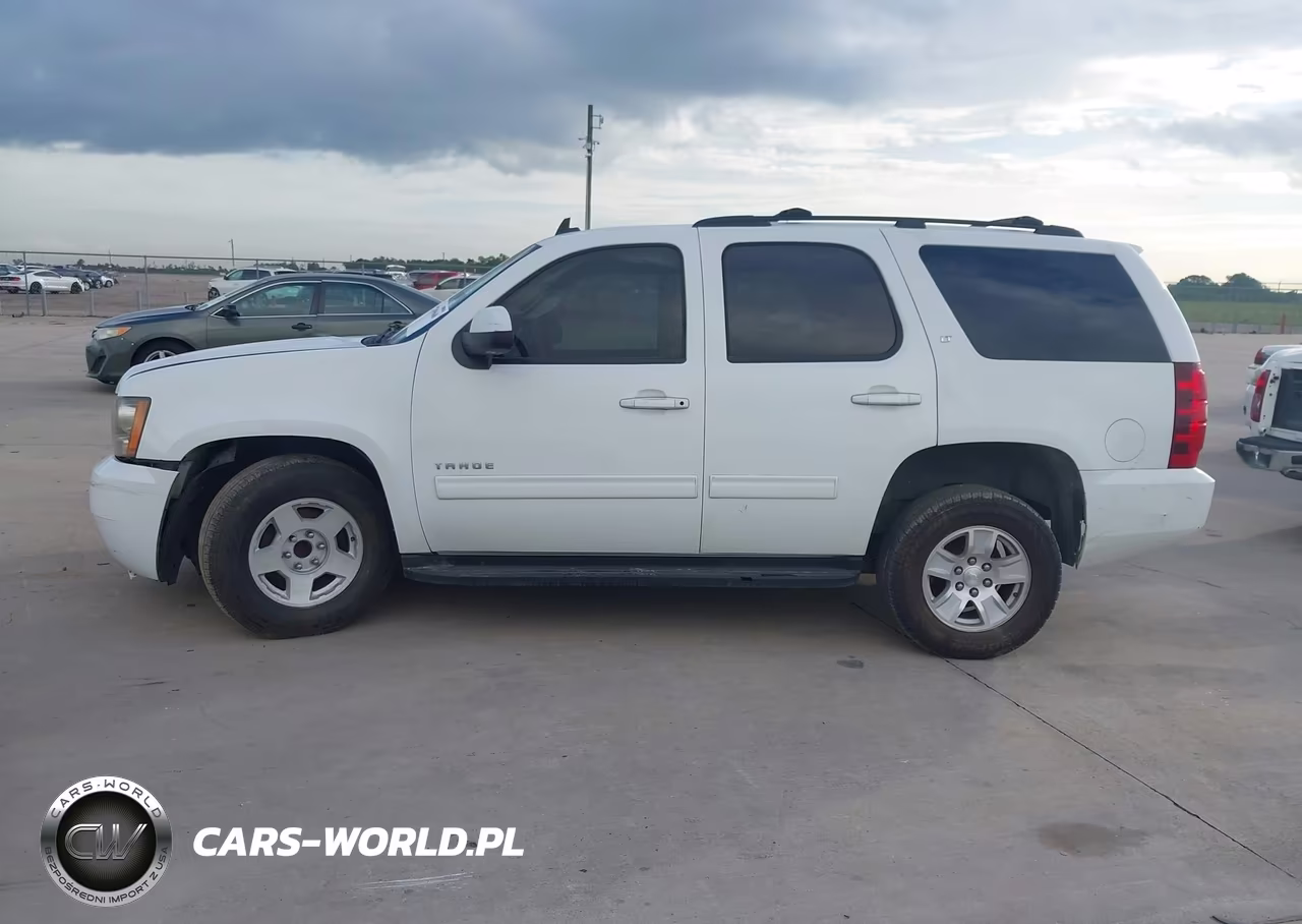 2011 Chevrolet Tahoe Lt VIN:1GNSCBE04BR208988 - 14
