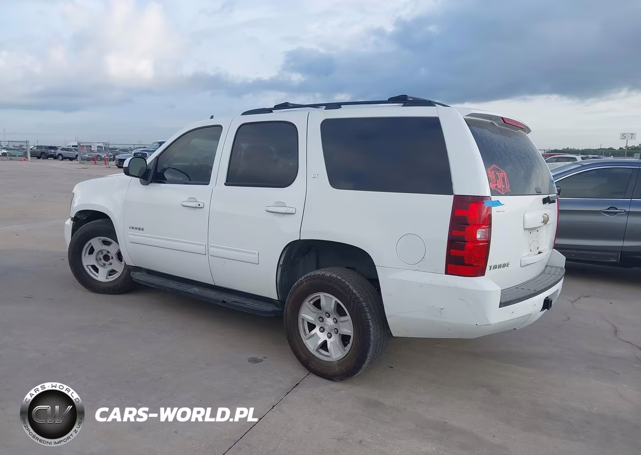 2011 Chevrolet Tahoe Lt VIN:1GNSCBE04BR208988 - 3