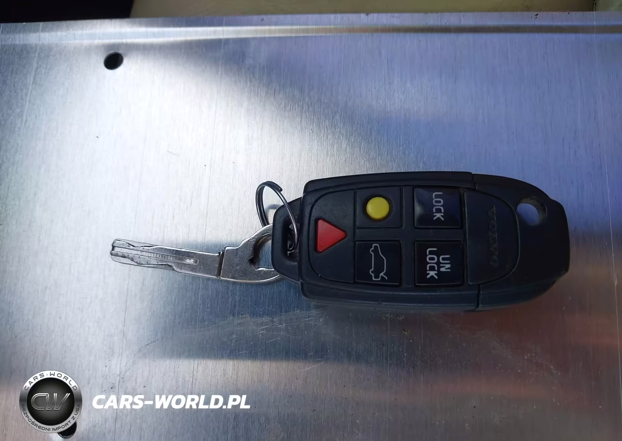 2006 Volvo S60 R VIN:YV1RH527462551420 - 11