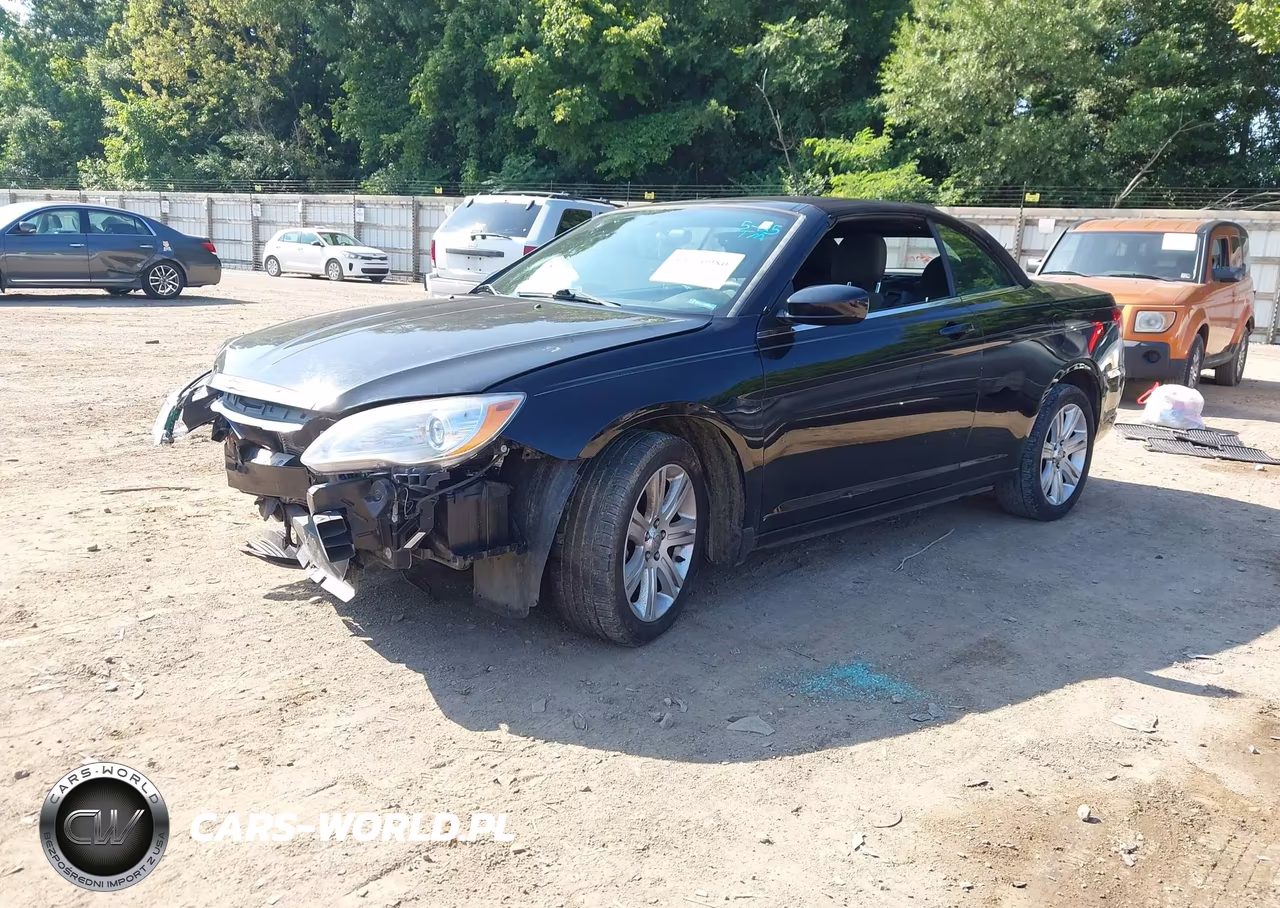 2011 Chrysler 200 Touring VIN:1C3BC2EG7BN612739 - 2
