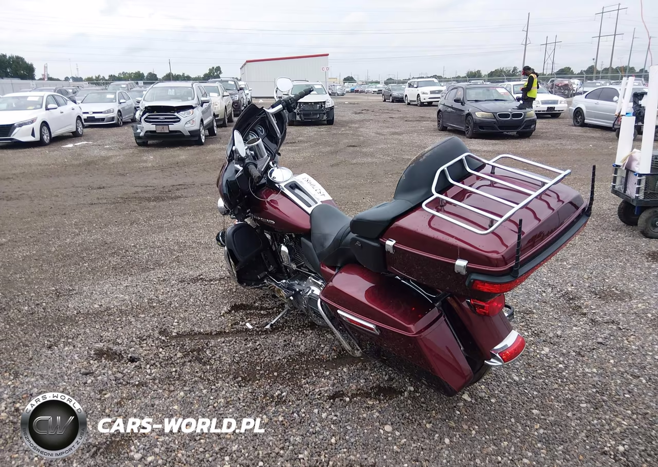 2014 Harley-Davidson Flhtk Electra Glide Ultra Ltd VIN:1HD1KEL13EB634512 - 3