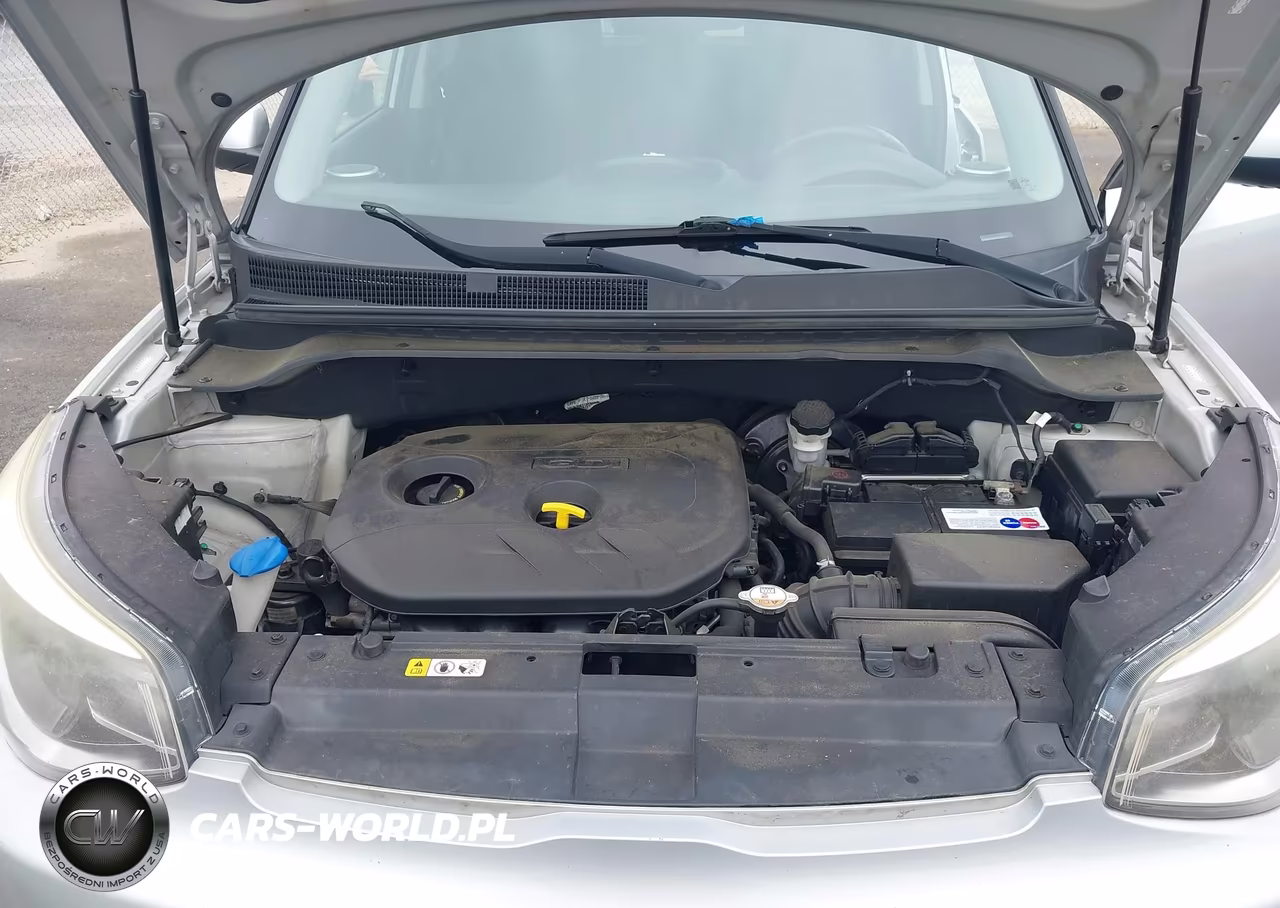 2016 Kia Soul + VIN:KNDJP3A56G7818538 - 10