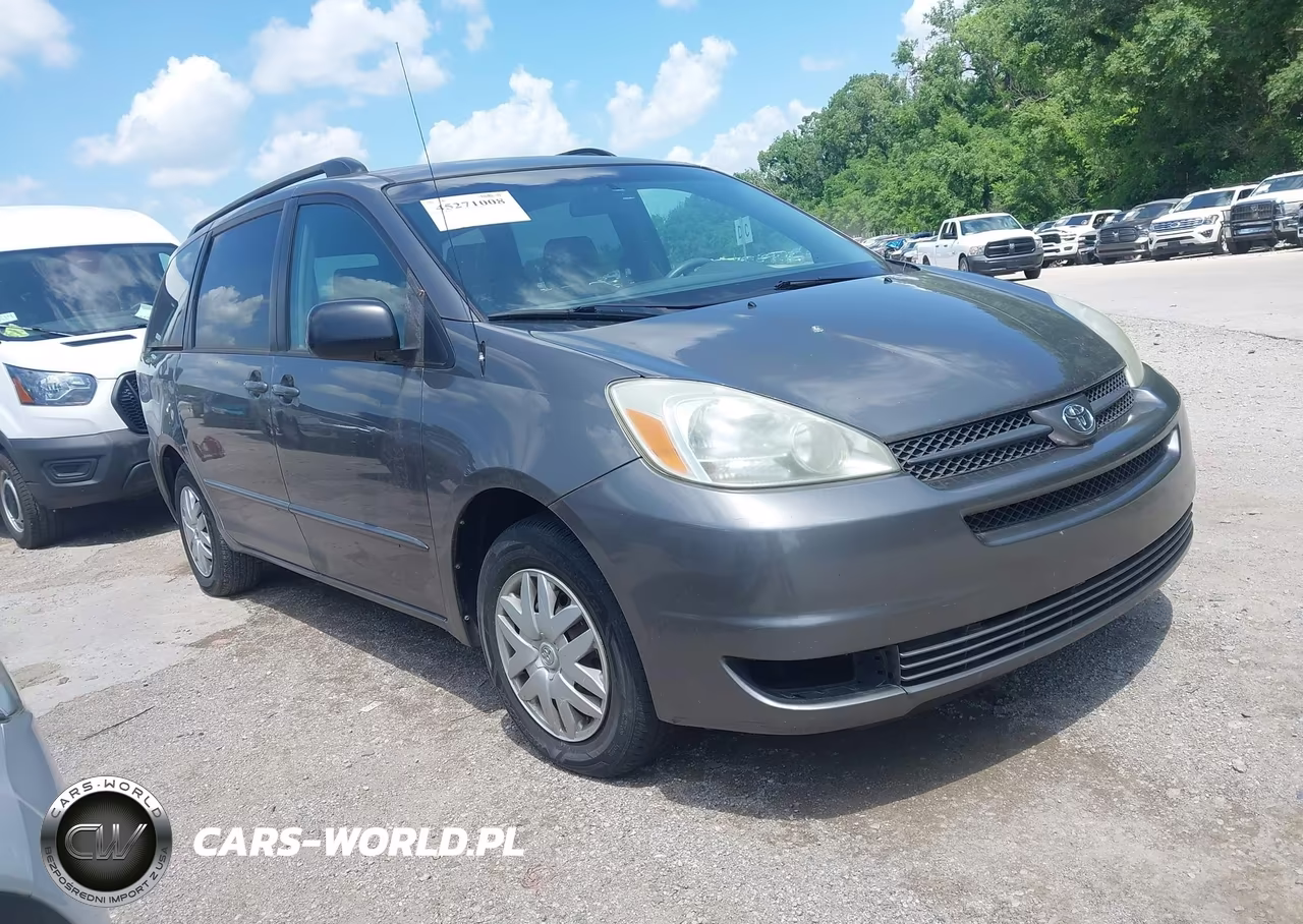 2004 Toyota Sienna Le