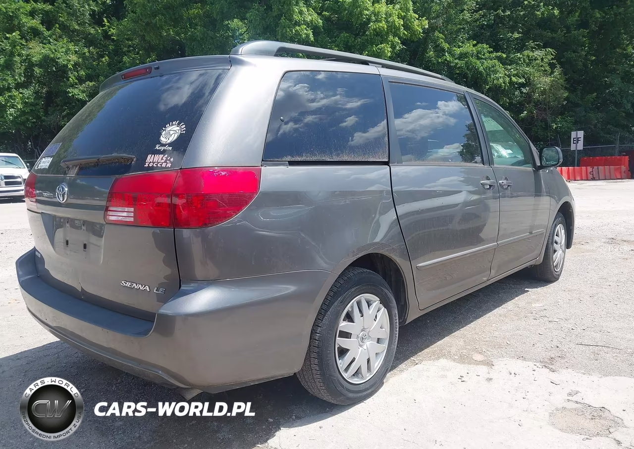 2004 Toyota Sienna Le VIN:5TDZA23C14S159280 - 4