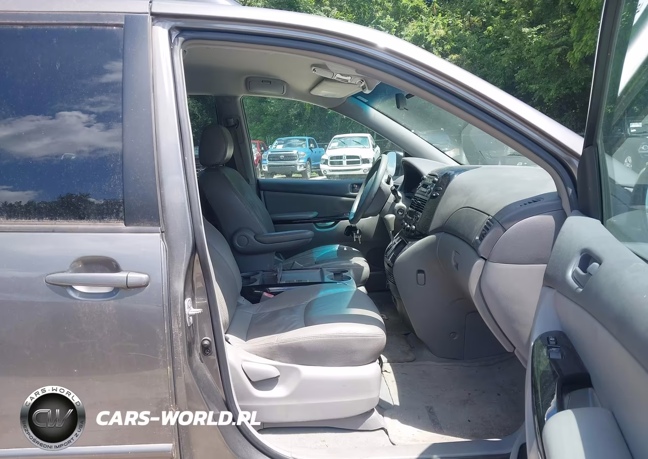 2004 Toyota Sienna Le VIN:5TDZA23C14S159280 - 5