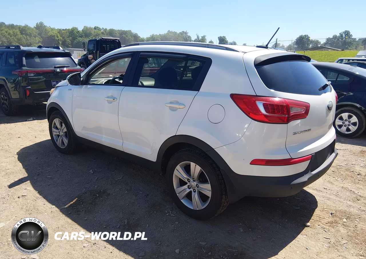 2013 Kia Sportage Lx VIN:KNDPBCA28D7478030 - 3