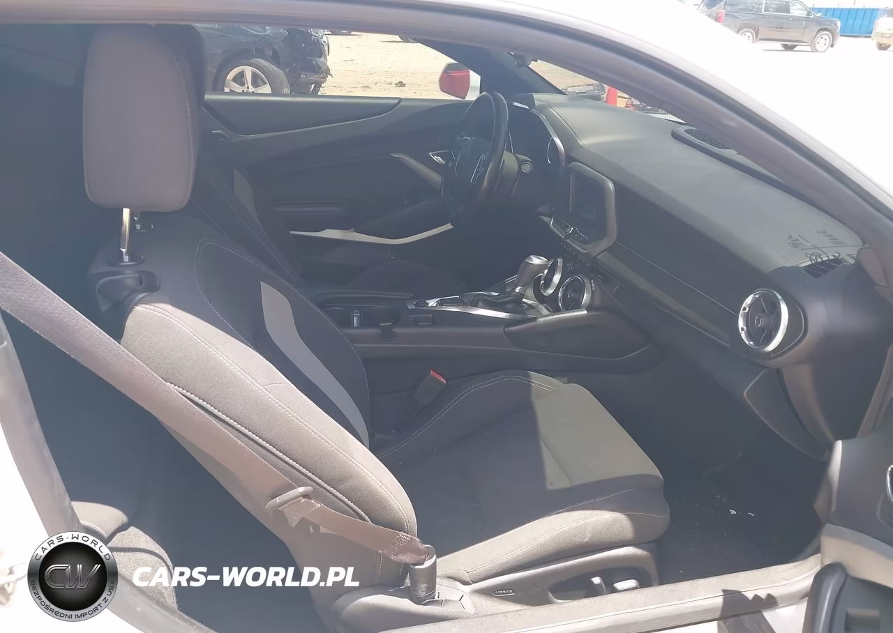 2017 Chevrolet Camaro 1Lt VIN:1G1FB1RSXH0184625 - 5