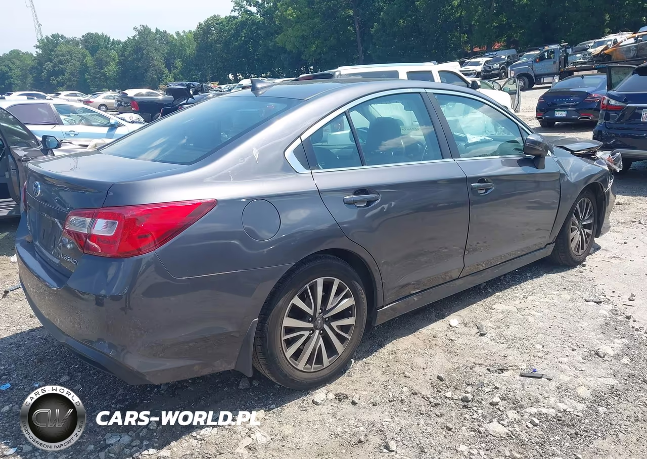 2018 Subaru Legacy 2.5I Premium VIN:4S3BNAH61J3014577 - 4
