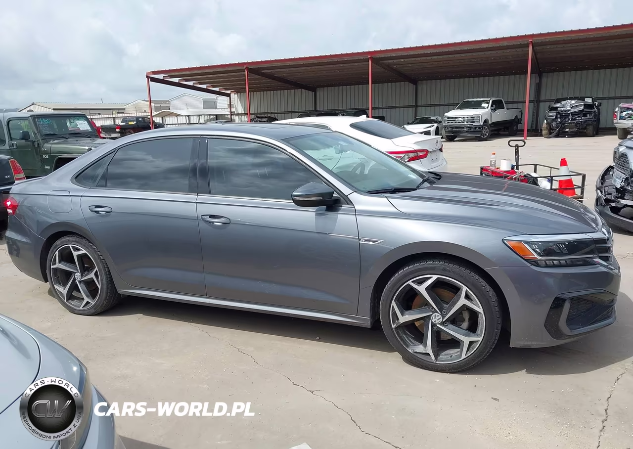2020 Volkswagen Passat 2.0T R-Line VIN:1VWMA7A38LC011618 - 13