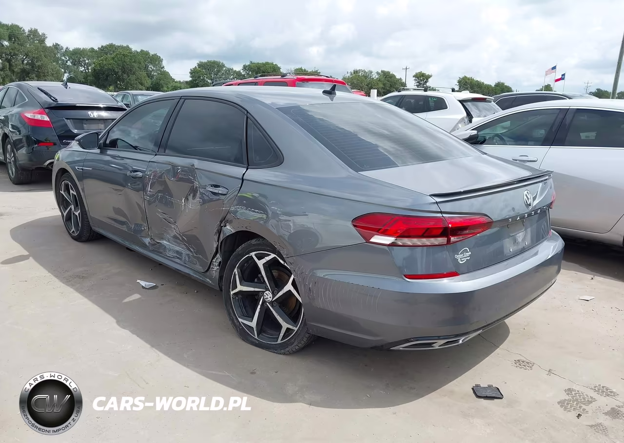 2020 Volkswagen Passat 2.0T R-Line VIN:1VWMA7A38LC011618 - 3