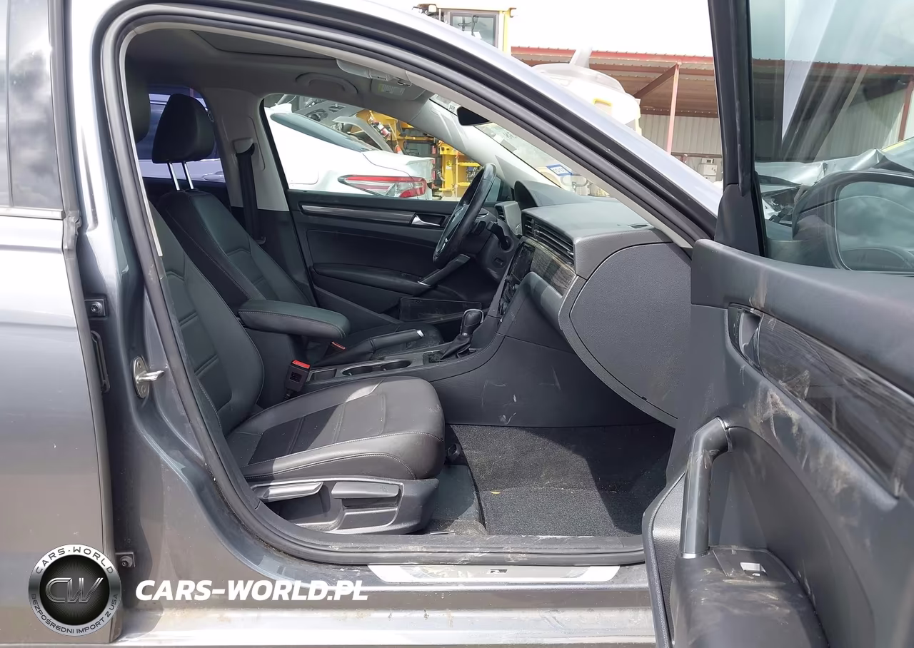 2020 Volkswagen Passat 2.0T R-Line VIN:1VWMA7A38LC011618 - 5