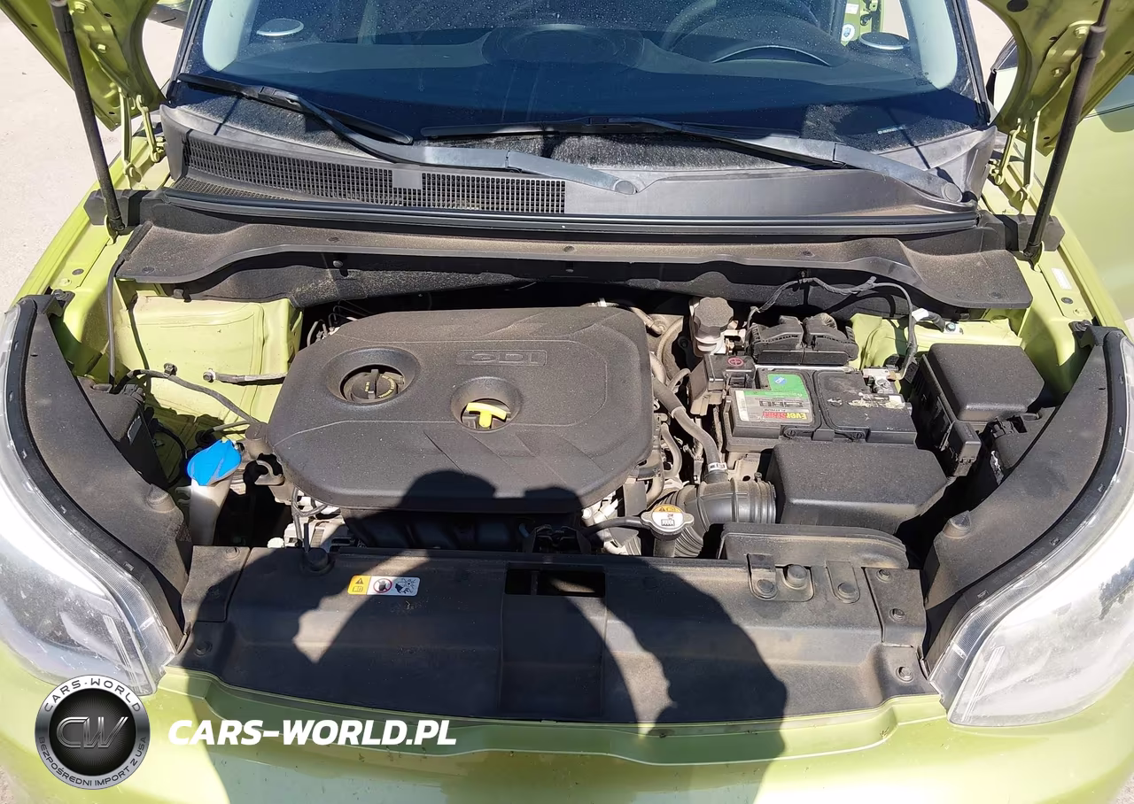 2016 Kia Soul + VIN:KNDJP3A5XG7826612 - 10