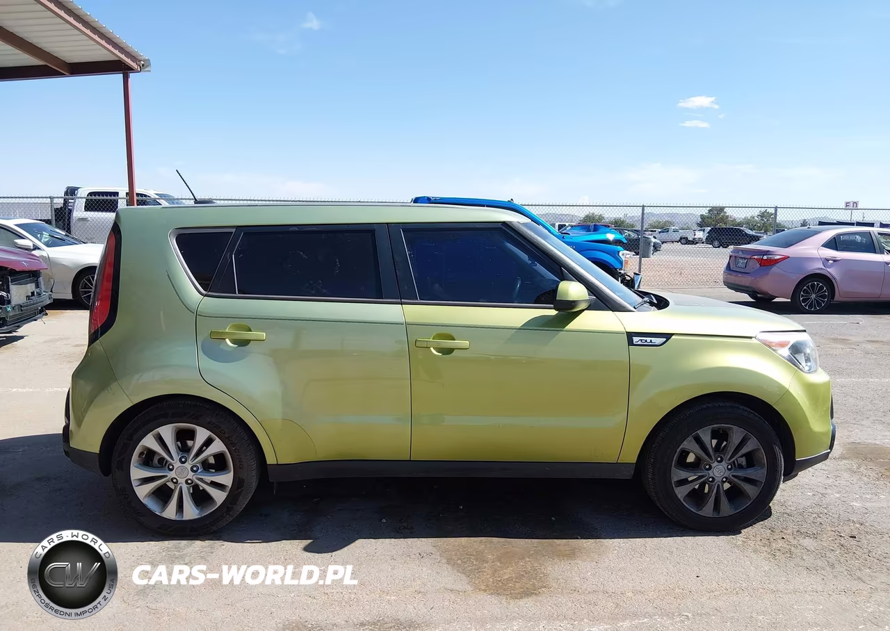 2016 Kia Soul + VIN:KNDJP3A5XG7826612 - 13