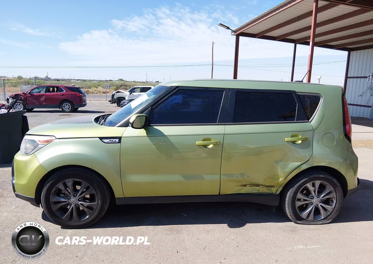 2016 Kia Soul + VIN:KNDJP3A5XG7826612 - 14