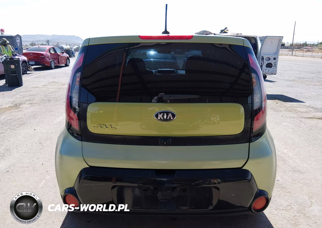 2016 Kia Soul + VIN:KNDJP3A5XG7826612 - 16
