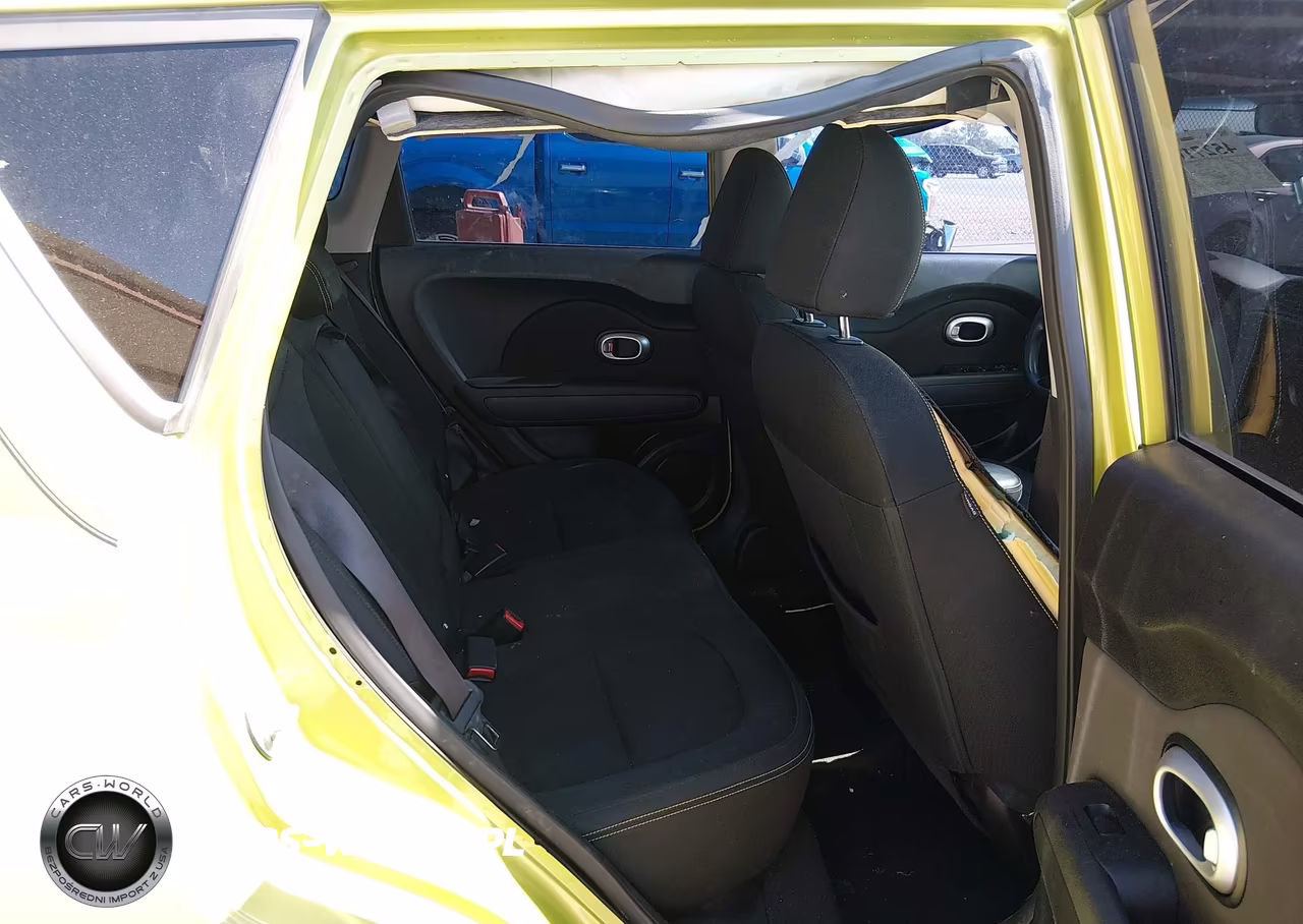 2016 Kia Soul + VIN:KNDJP3A5XG7826612 - 8