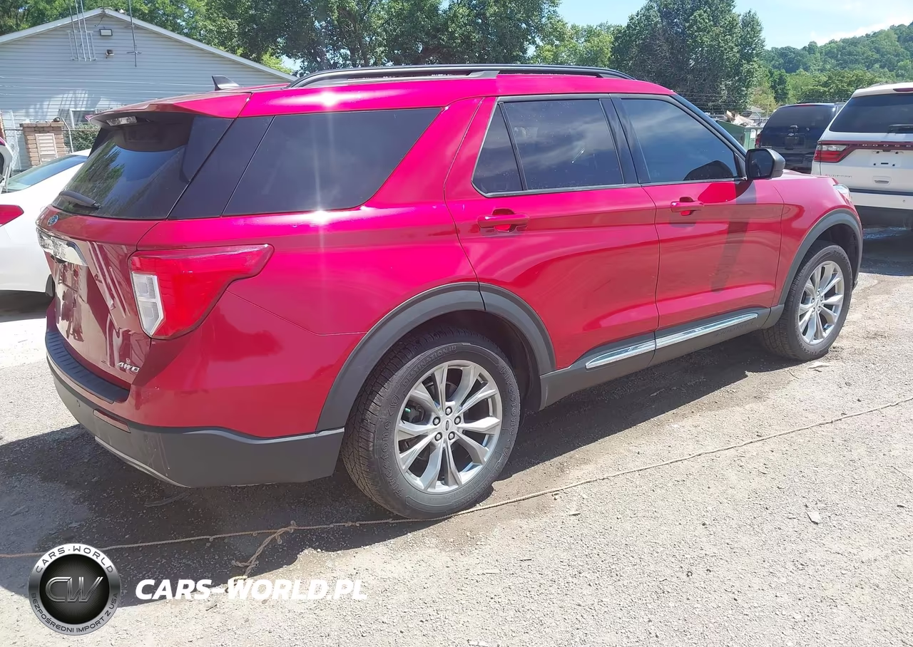 2021 Ford Explorer Xlt VIN:1FMSK8DH8MGC26717 - 4