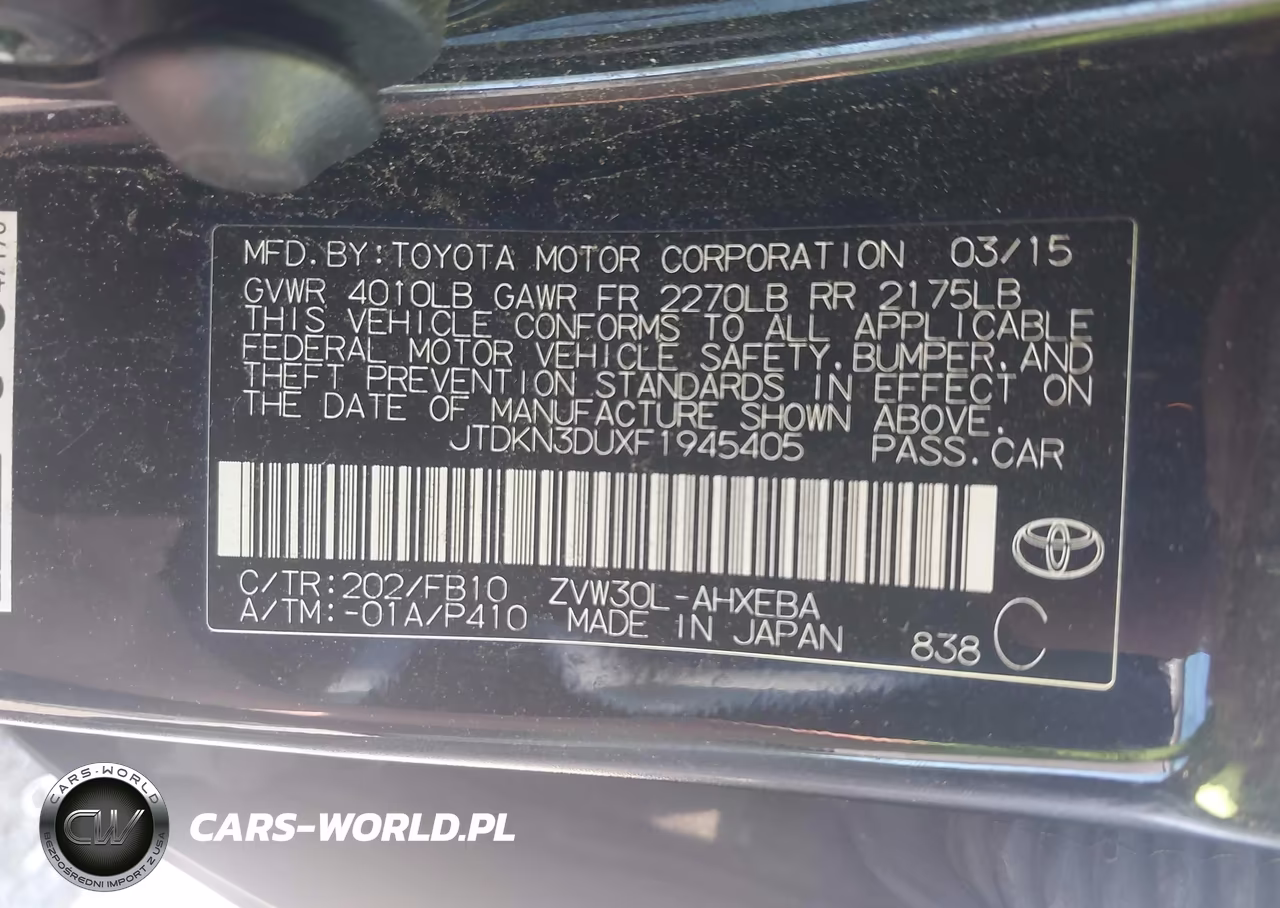 2015 Toyota Prius Two VIN:JTDKN3DUXF1945405 - 9