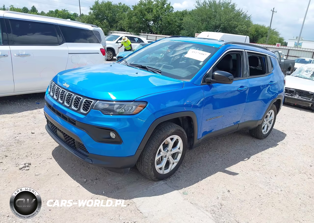2024 Jeep Compass Latitude 4X4 VIN:3C4NJDBN3RT111824 - 2