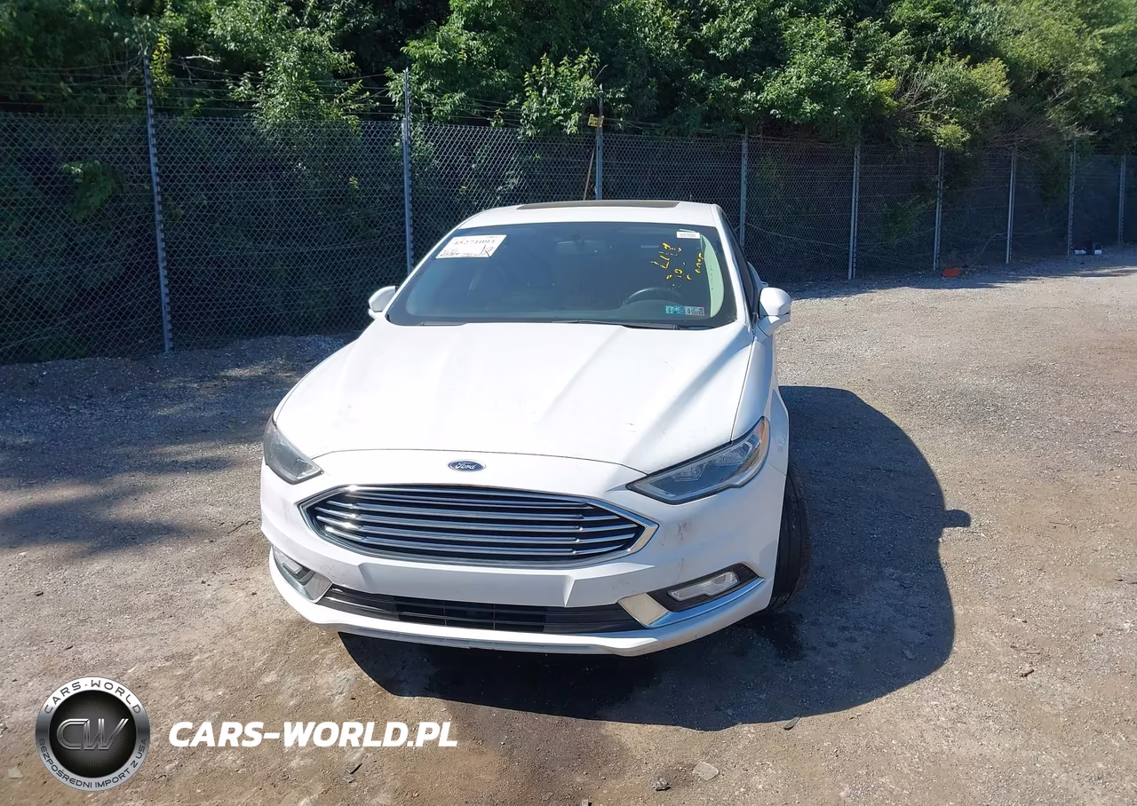 2017 Ford Fusion Energi Titanium VIN:3FA6P0SU6HR226017 - 6