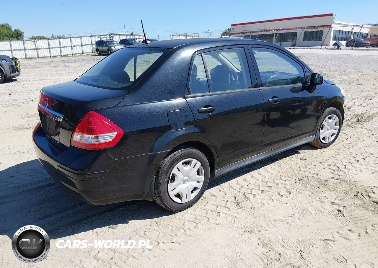 2011 Nissan Versa 1.8S VIN:3N1BC1APXBL478016 - 4