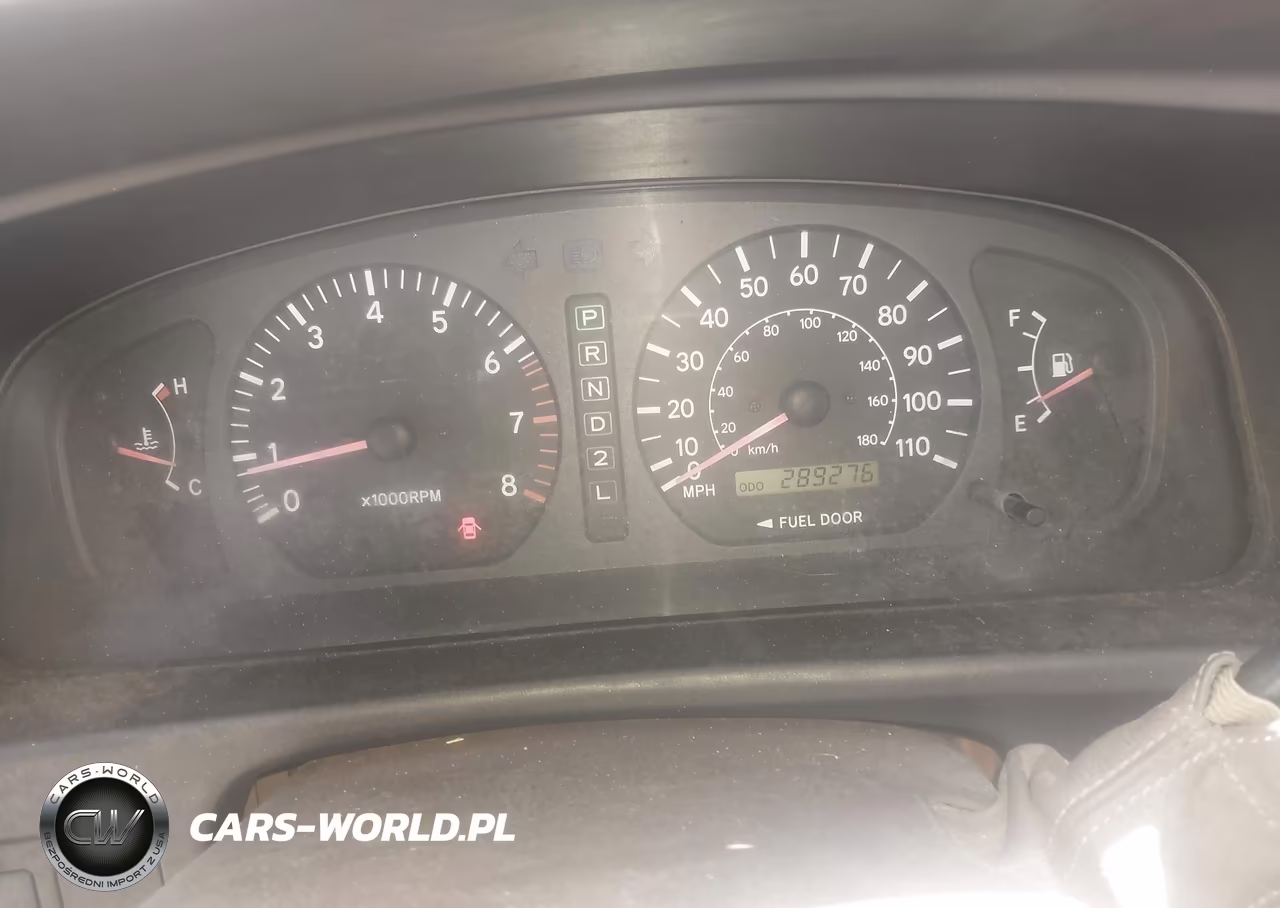 1999 Toyota Sienna Le VIN:4T3ZF13C2XU120390 - 7