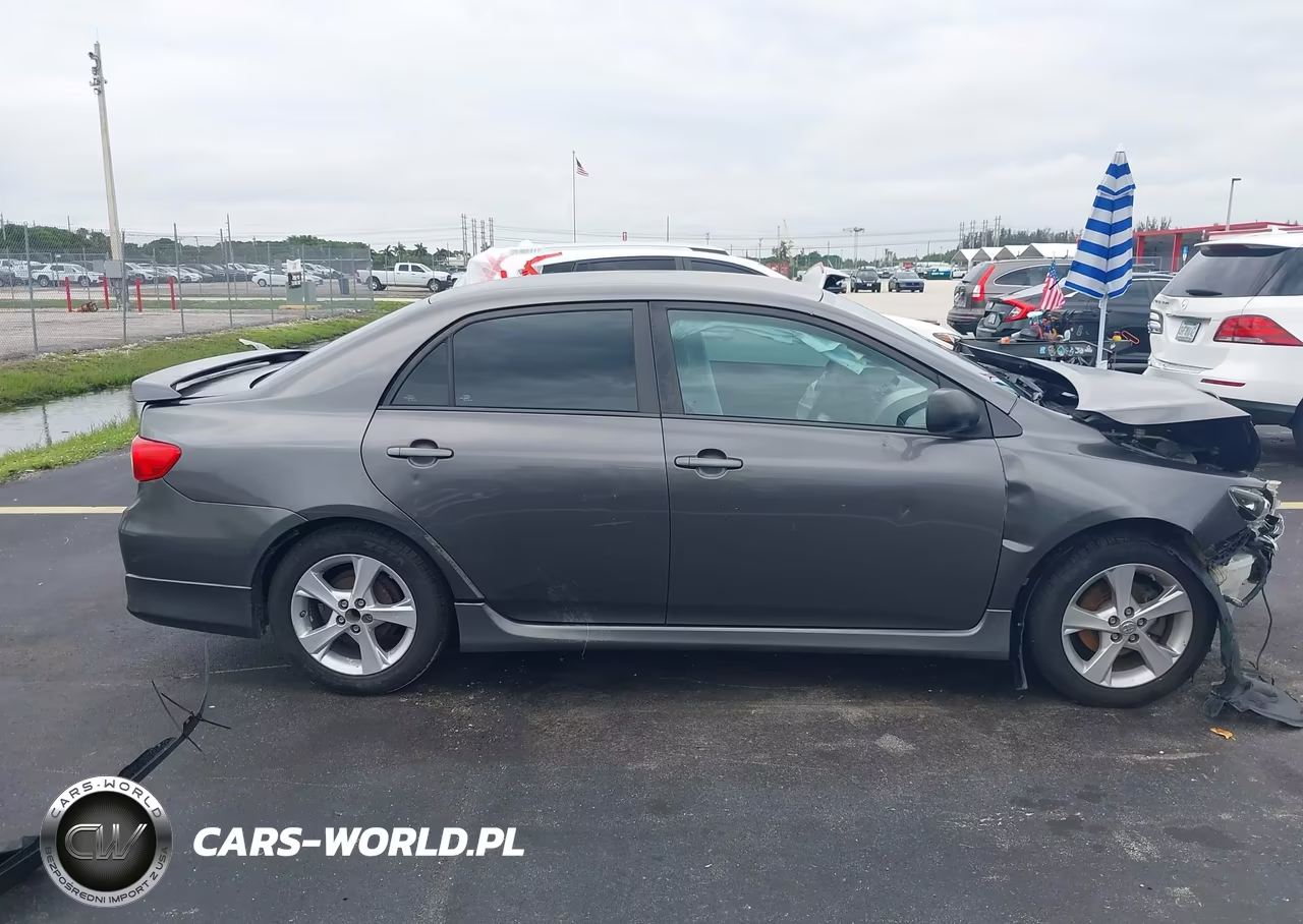 2013 Toyota Corolla S VIN:5YFBU4EE2DP180375 - 13