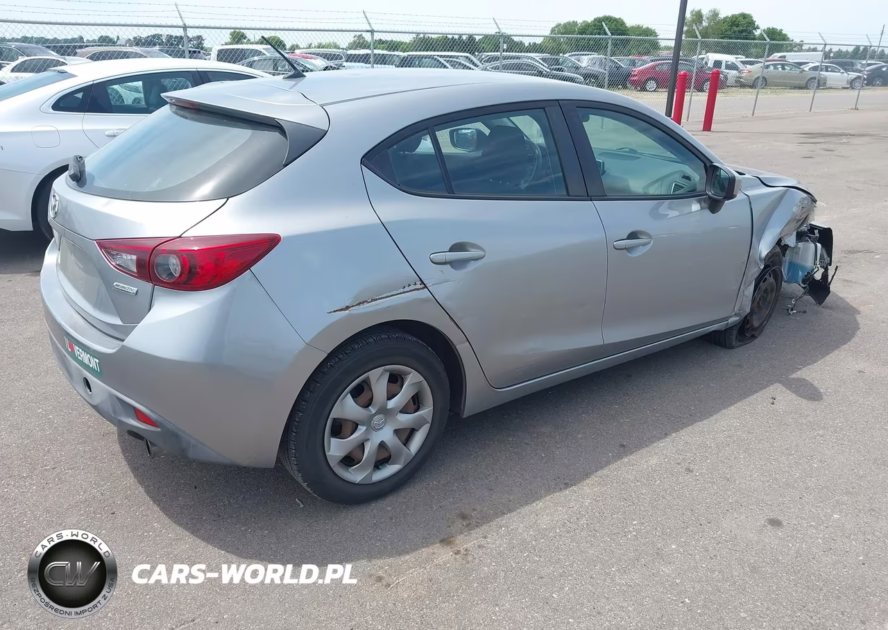 2014 Mazda Mazda3 I Sport VIN:JM1BM1K79E1200650 - 4