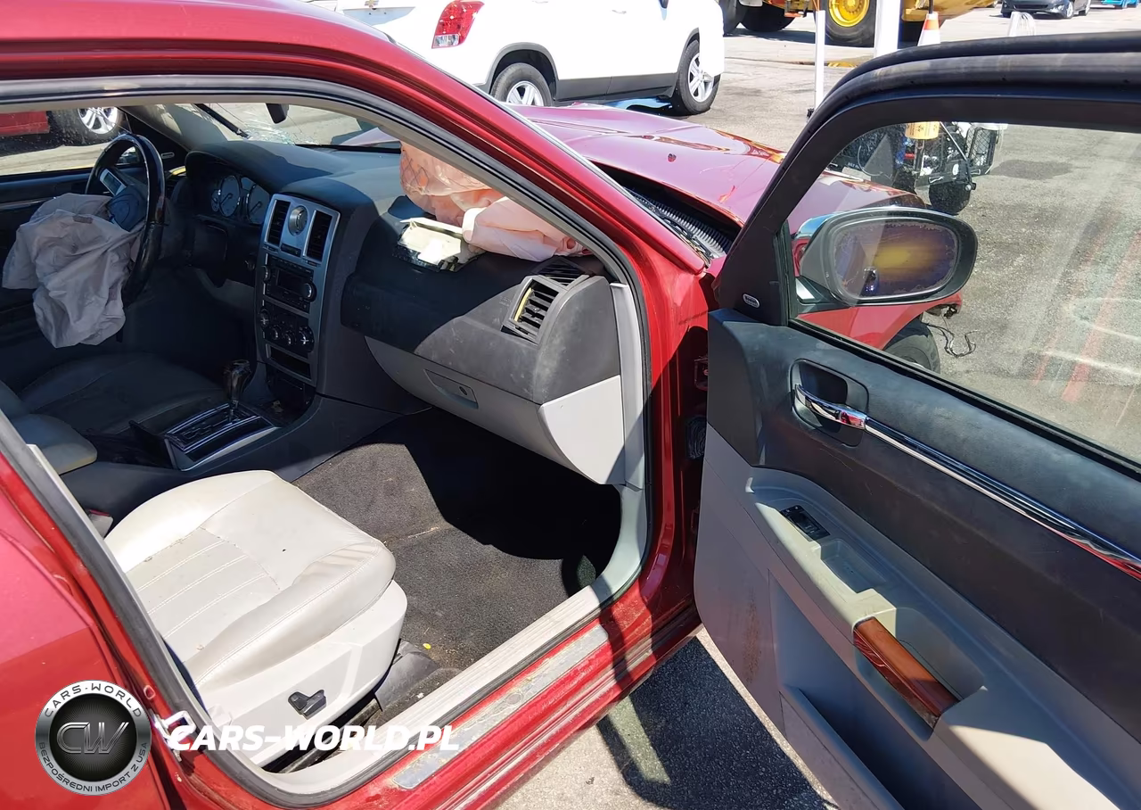 2007 Chrysler 300C VIN:2C3LA63H47H767374 - 5